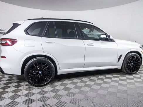 Used 2022 BMW X5 sDrive40i w/ M Sport Package RWD image 4
