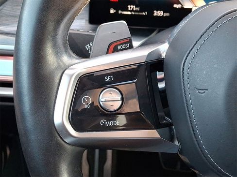 Certified 2023 BMW 760i xDrive image 23