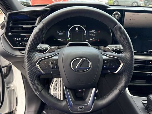 Used 2025 Lexus TX 500h AWD w/ Technology Package image 14