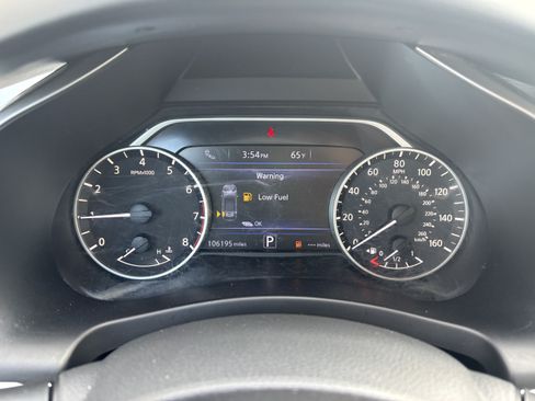 Used 2018 Nissan Murano SV FWD image 17