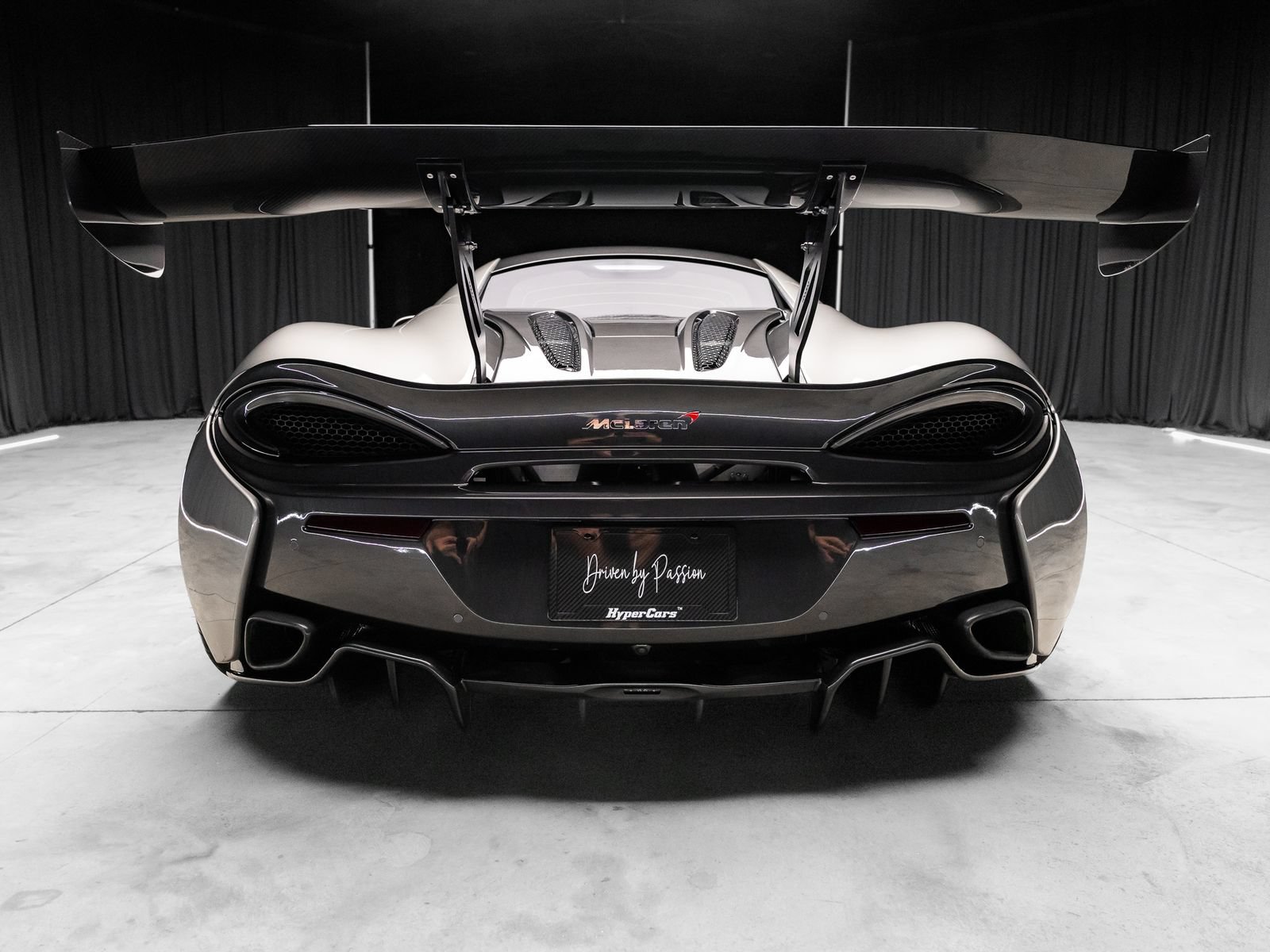 Used 2017 McLaren 570S Coupe RWD image 35