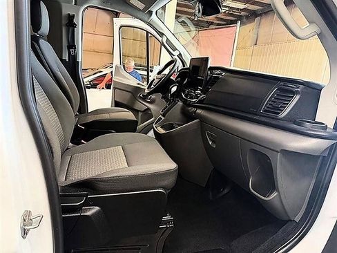 Used 2025 Ford Transit 350 XLT RWD image 2