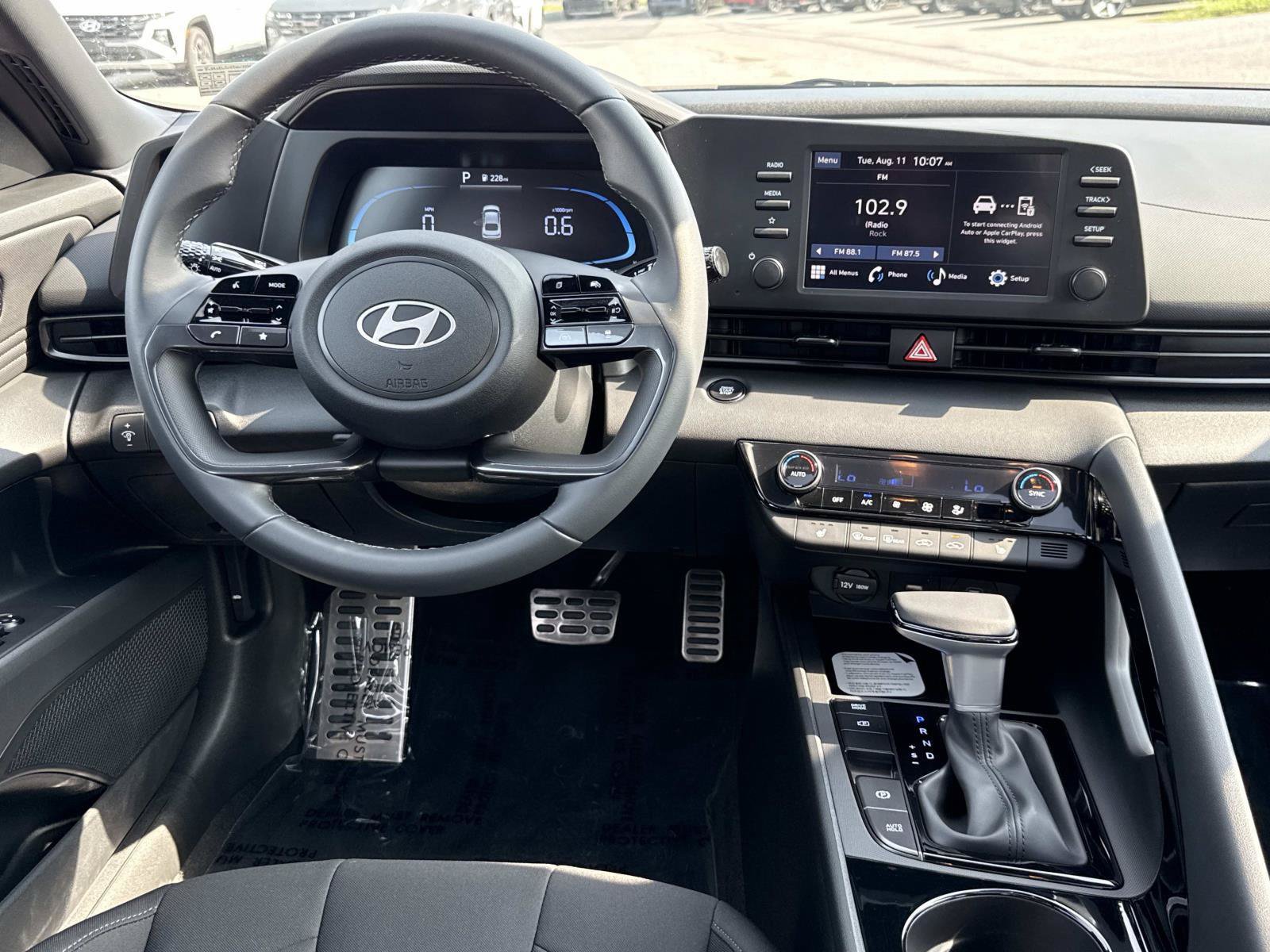 Certified 2026 Hyundai Elantra SEL Sport Premium FWD image 2