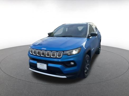 Used 2025 Jeep Compass Limited image 7