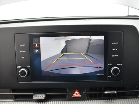 Used 2023 Kia Sportage LX image 14