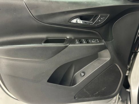 Used 2020 Chevrolet Equinox LT w/ Driver Convenience Package FWD image 15