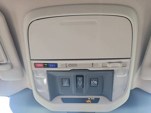 Used 2023 Subaru Forester Touring image 21