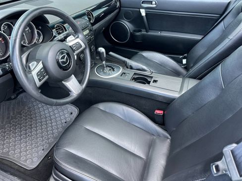 Used 2008 MAZDA MX-5 Miata Grand Touring w/ Premium Pkg RWD image 9