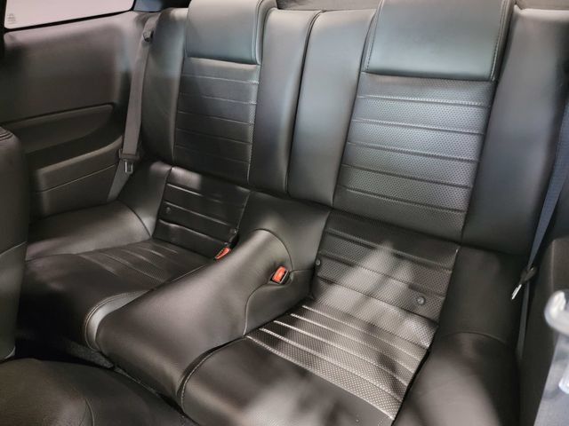 Used 2009 Ford Mustang GT RWD image 13