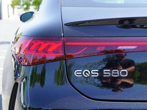 Certified 2023 Mercedes-Benz EQS 580 4MATIC Sedan image 17
