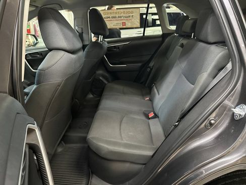 Certified 2025 Toyota RAV4 LE AWD/4WD image 20