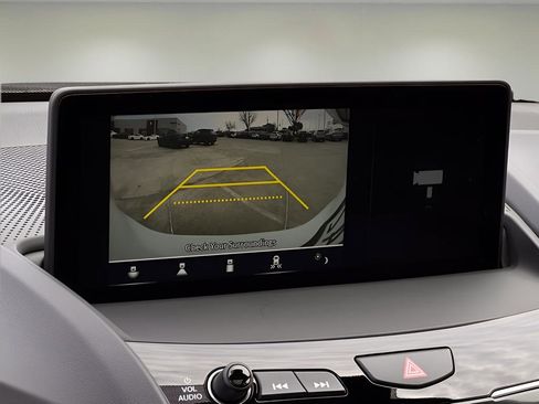 Used 2025 Acura RDX SH-AWD image 12