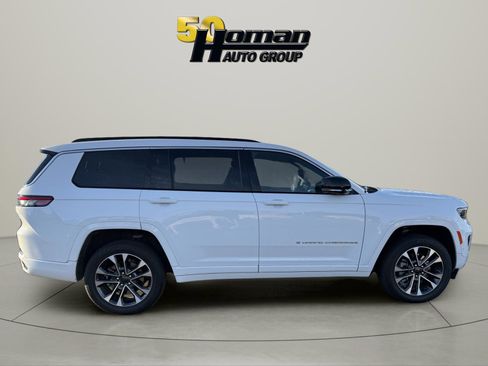 Used 2025 Jeep Grand Cherokee L Overland w/ Advanced Protech Group III AWD/4WD image 7