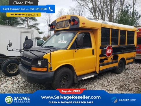 Used 2011 Chevrolet Express 3500 Cutaway w/ School Bus Package image 3