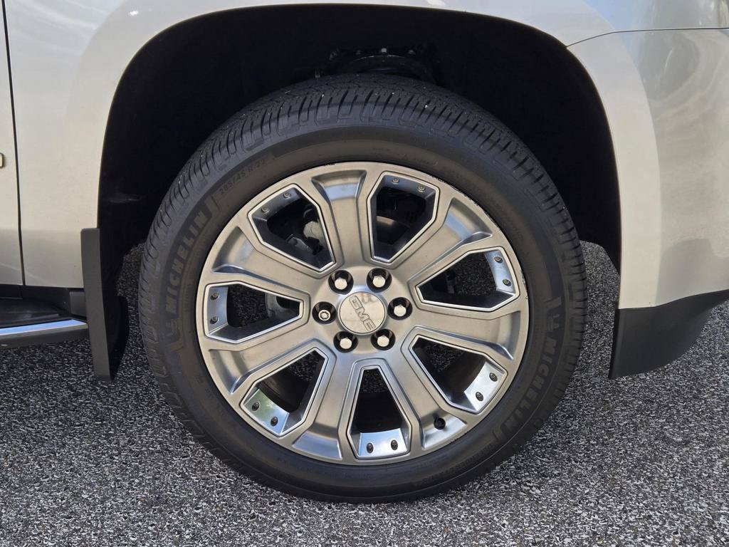 Used 2019 GMC Yukon Denali w/ Open Road Package AWD/4WD image 4