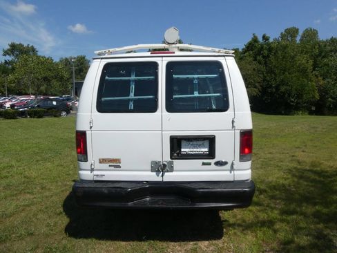 Used 2013 Ford E-250 and Econoline 250 image 6