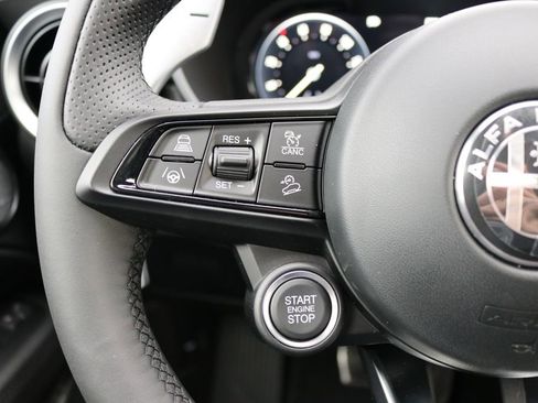 New 2025 Alfa Romeo Stelvio Sprint image 42