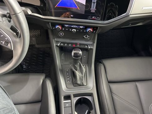 Used 2025 Audi Q3 2.0T Premium w/ Convenience Package image 28