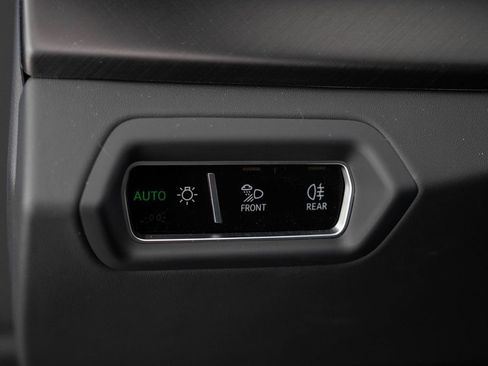 Used 2023 Lamborghini Urus S image 19