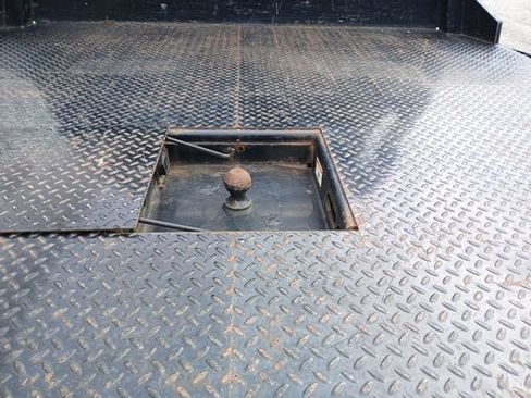 Used 2021 RAM 3500 Tradesman w/ Chrome Appearance Group image 5