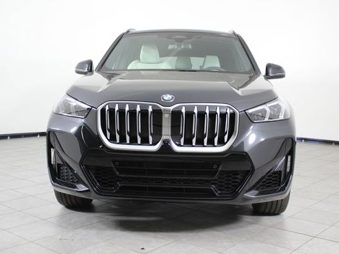 Used 2026 BMW X1 xDrive28i w/ Technology Package image 6