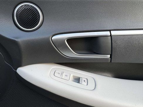 Used 2025 Hyundai Sonata SE image 47