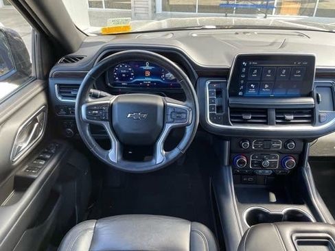 Used 2022 Chevrolet Tahoe Z71 w/ Luxury Package image 10