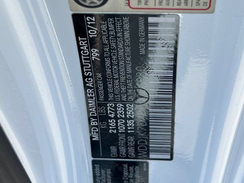 Used 2013 Mercedes-Benz SL 550 image 32