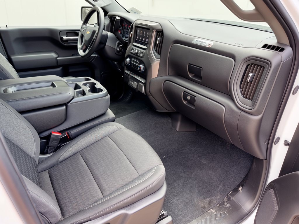 Used 2026 Chevrolet Silverado 1500 Custom w/ LPO, Dark Essentials Package RWD image 30