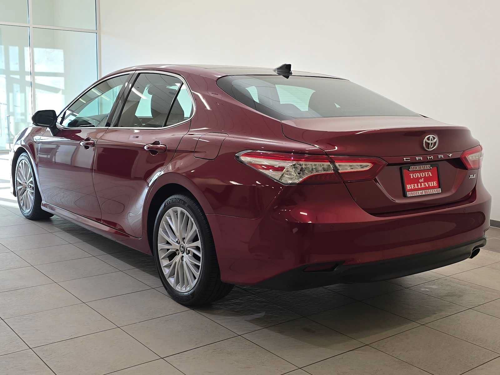 Used 2018 Toyota Camry XLE w/ Audio Package FWD image 4