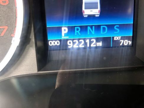 Used 2017 Toyota Tundra SR5 AWD/4WD image 18