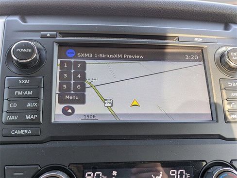 Used 2018 Nissan Titan SV w/ SV Convenience Package image 22