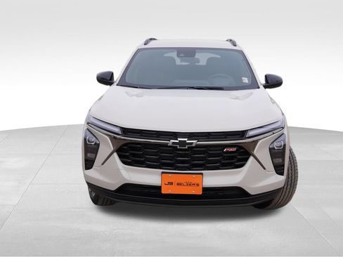 New 2026 Chevrolet Trax RS w/ Driver Confidence Package FWD image 8