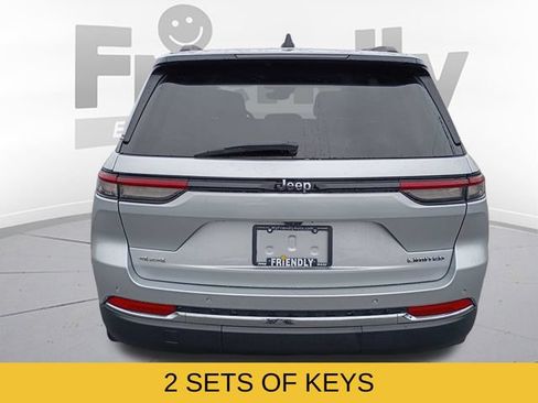 Used 2023 Jeep Grand Cherokee Limited w/ MOPAR Finishing Package AWD/4WD image 7