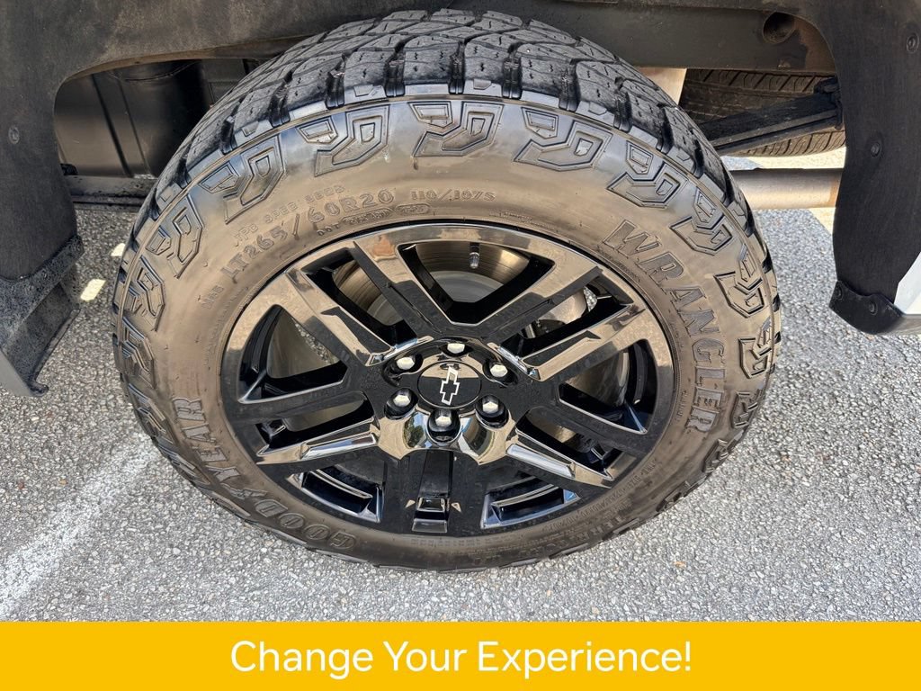 Used 2024 Chevrolet Silverado 1500 LT Trail Boss w/ LT Trail Boss Premium Package AWD/4WD image 31