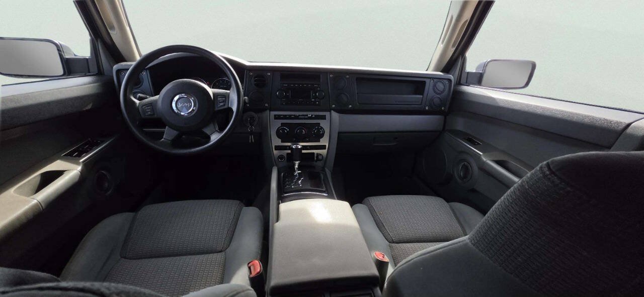 Used 2006 Jeep Commander 4WD image 8