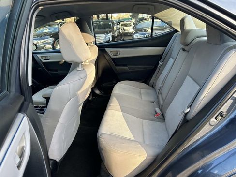 Used 2016 Toyota Corolla LE image 12