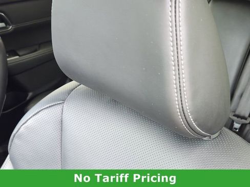 Used 2025 Nissan Rogue Platinum w/ Tech Package FWD image 14