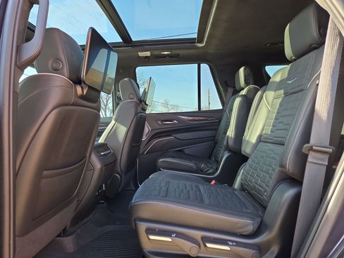 Used 2024 Cadillac Escalade Sport Platinum w/ LPO, Floor Liner Package image 13