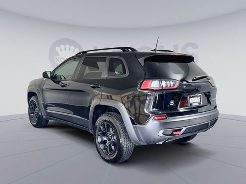 Used 2023 Jeep Cherokee Trailhawk w/ Sun & Sound Group image 4