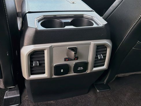 Used 2020 Ford F150 Lariat w/ Equipment Group 502A Luxury AWD/4WD image 22