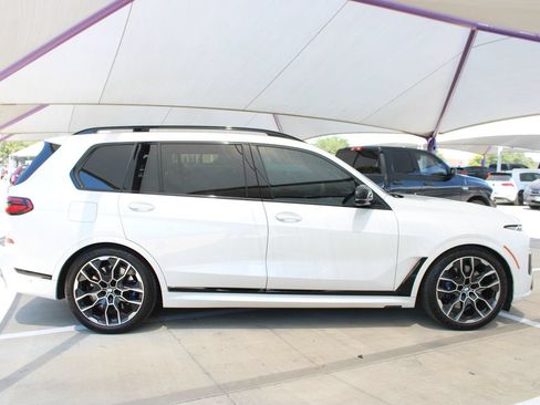 Used 2025 BMW X7 M60i AWD/4WD image 7