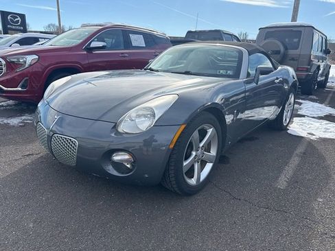 Used 2008 Pontiac Solstice Convertible w/ Premium Package image 5