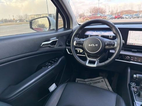 Used 2024 Kia Sportage SX image 14