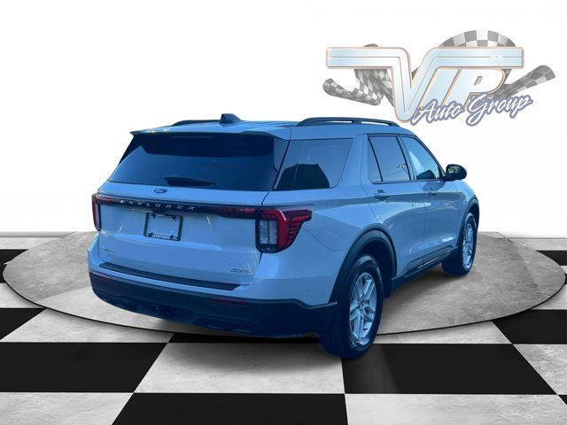 Used 2026 Ford Explorer Active AWD/4WD image 6