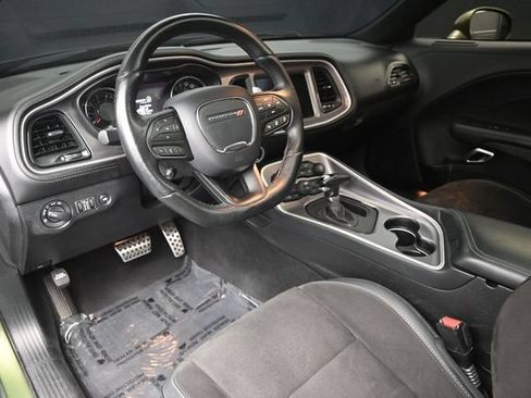 Used 2022 Dodge Challenger R/T Scat Pack RWD image 11