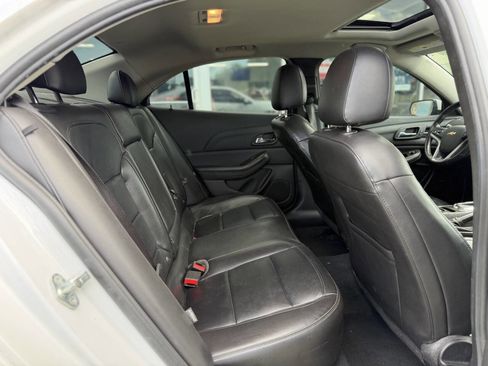 Used 2016 Chevrolet Malibu LTZ FWD image 13