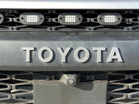 Used 2022 Toyota 4Runner TRD Off-Road Premium image 46