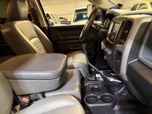 Used 2017 RAM 3500 Tradesman w/ Chrome Appearance Group AWD/4WD image 29
