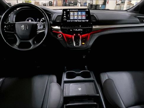 Used 2025 Honda Odyssey Sport-L image 14